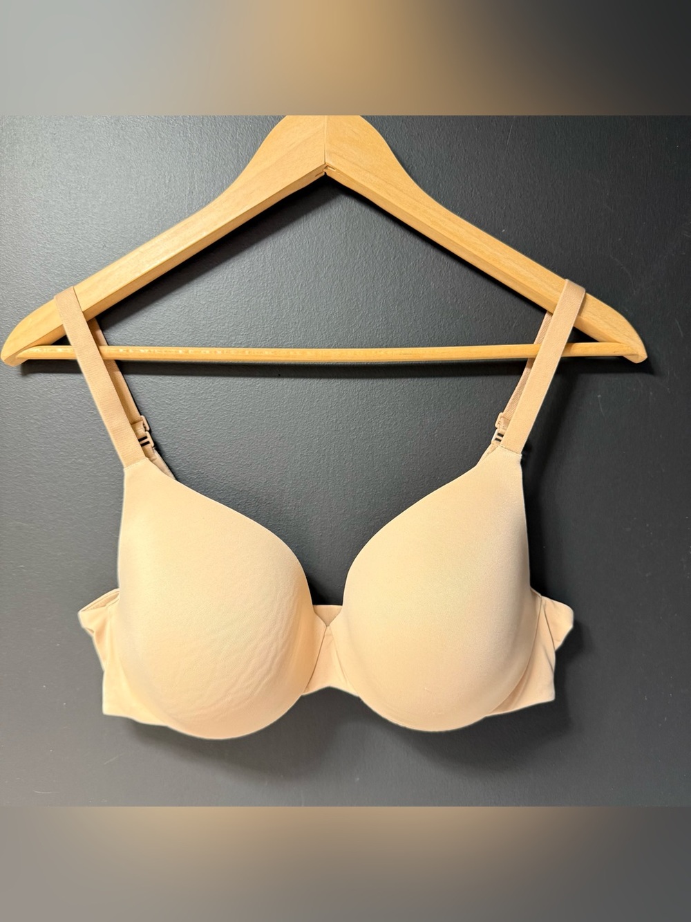 Full Coverage Lightly Lined Bra SKIMS 34C